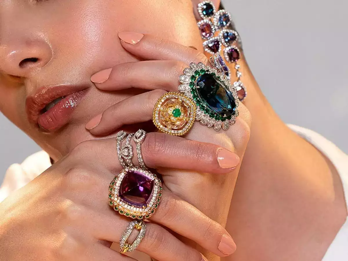 Guide to Choosing artificial jewellery for Maka Sankranti in 2023